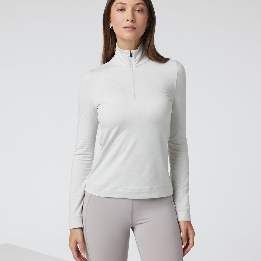 NWT Vuori Halo Essential Half Zip Women's Long Sleeve Top • Salt Heather • XS